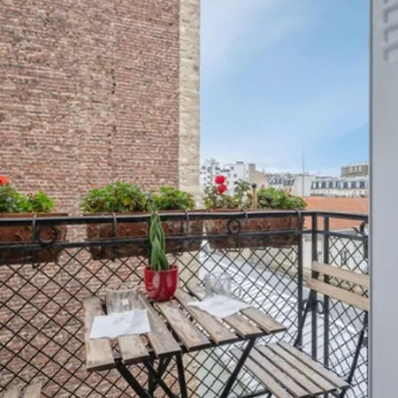 Apartamento Bright With Balcony In The Heart Of Paris